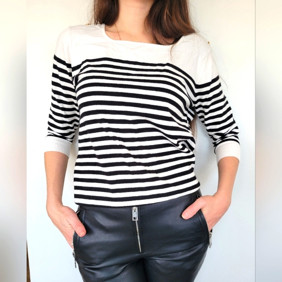 Viscose blend knit top - Picture 1 of 7